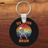 67 Halloween Meme Zes Zeven Skelet Nummers Grappig Sleutelhanger (Voorkant)