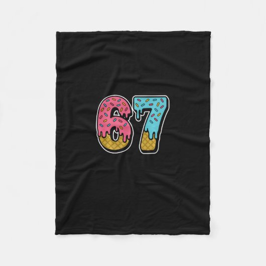 67 IJsmuts Meme Grappig Zes Zeven Gen Alpha S Fleece Deken (Voorkant)