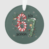 67 Kerstlichten Zes Zeven Vakantie Grappig Meme Ornament (voorkant)