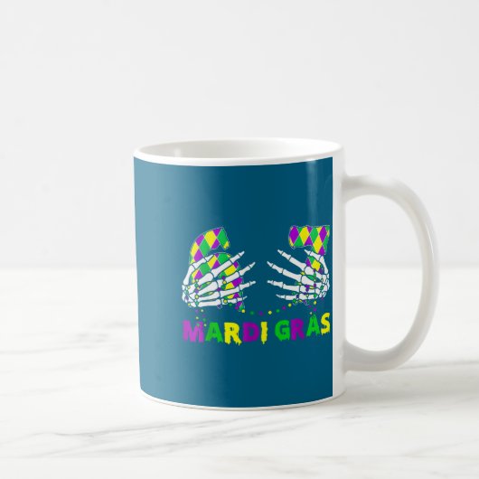 67 Mardi Gras Skeleton Hands Fleur De Lis 6 7 Meme Koffiemok (Rechts)