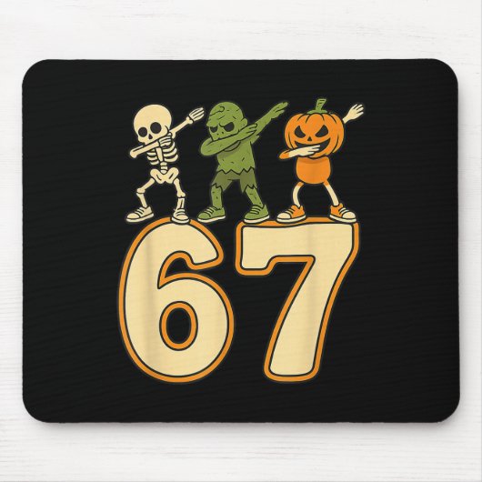 67 Meme Grappige Halloween-nummers Zes Zeven Manne Muismat (Voorkant)