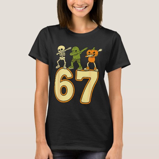 67 Meme Grappige Halloween Nummers Zes Zeven Manne T-shirt (Voorkant)