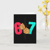 67 Meme Grappige Zes Zeven Gen Alpha Slaag Kerstmi Kaart (Gele Bloem)