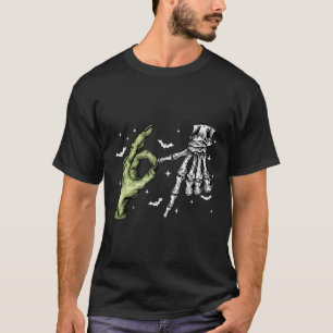 67 Meme Skelet Zombie Hand 6 7 Halloween Zes Zeven T-shirt
