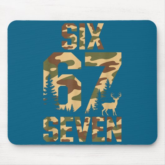 67 Six Seven Camo Deer Buck Meme Funny Hunting Out Muismat (Voorkant)