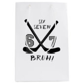 67 Six Seven Funny Meme Brain Rot Meme Medium Cadeauzakje (Voorkant)