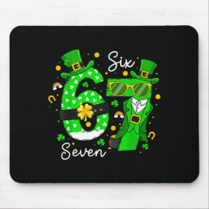 67 Six Seven Grappige St. Patricks Dag Leprechaun Muismat