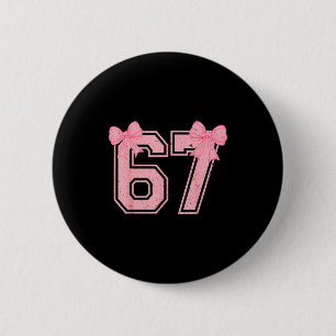67 Six Seven Meme Coquette Nk Boog 6 7 Gen Alpha S Ronde Button 5,7 Cm