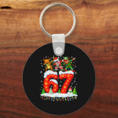 67 Six Seven Meme Gen Alpha Kerstman Elf Ree Sleutelhanger (Voorkant)