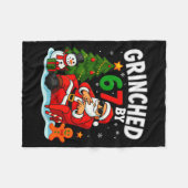 67 Six Seven Meme Kerstmis Grinched Door 6-7 Gen A Fleece Deken (Voorkant (Horizontaal))