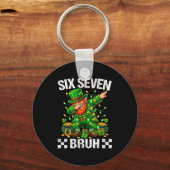 67 St Patricks Funny Six Seven Meme Leprechaun Boy Sleutelhanger (Voorkant)