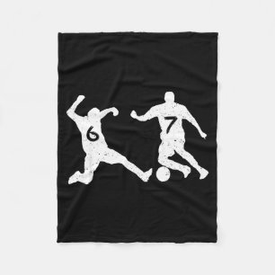 67 Voetbal Zes Zeven Voetbal 6 7 Gen Alpha Slaang  Fleece Deken