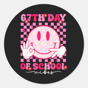 67e dag van school Vibes 67 Meme Schattig glimlach Ronde Sticker