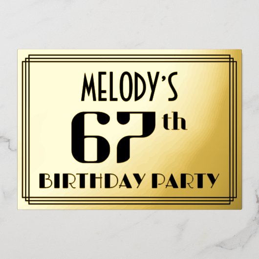 67e verjaardag: Art Deco Kijk "67" en naam Folie Uitnodiging (Voorkant)
