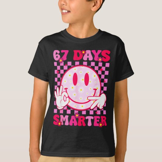 67th Day Of School Shirt 67 Days Smarter Teacher B (Voorkant)