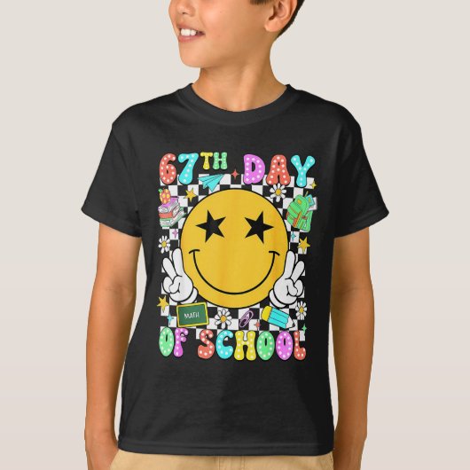 67th Day Of School Teacher Kids 67 Smile Face 100t T-shirt (Voorkant)