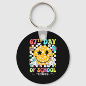 67th Day Of School Vibes 67 Days Smarter Teacher B Sleutelhanger (Voorkant)