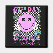 67th Day Of School Vibes Groovy Retro 100 Days Of  Magneet (Voorkant)