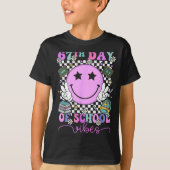 67th Day Of School Vibes Groovy Retro 100 Days Of T-shirt (Voorkant)
