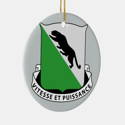 69e gepantserd regime keramisch ornament (Rechts)