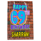 69e verjaardag: Leuk, Urban Graffiti geïnspireerd Medium Cadeauzakje (Voorkant)