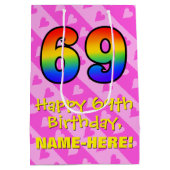69e verjaardag: Leuke roze harten strepen; Regenbo Medium Cadeauzakje (Achterkant)