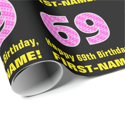 69e verjaardag: Roze strepen en hart "69" + naam Cadeaupapier (Rol Hoek)