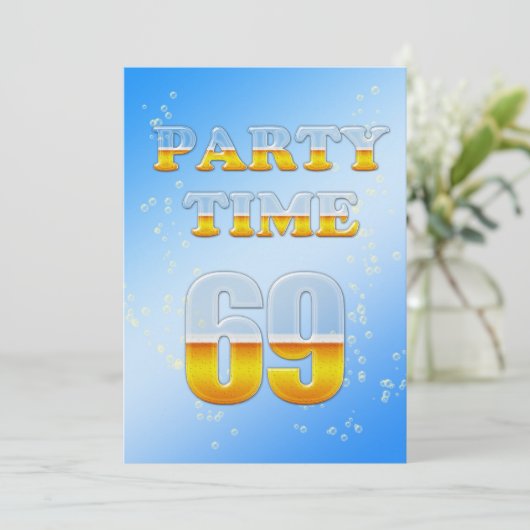 69ste verjaardag uitnodiging met bier (Staand voorkant)