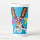 6 7 Basset Hound underwater with fish  Latte Mok (Voorkant)