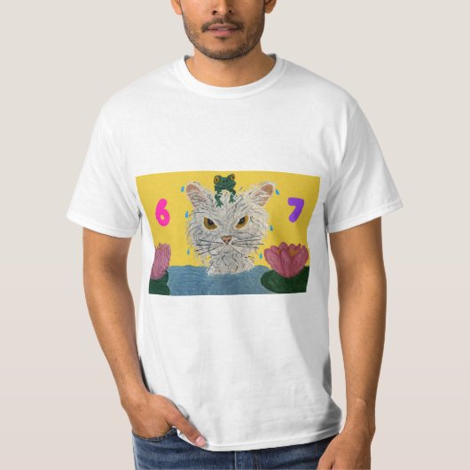 6 7 Mad Cat with frog on its head T-shirt (Voorkant)