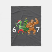 6 7 Meme Christmas Alien Sasquatch Six Seven Fun  Fleece Deken (Voorkant)
