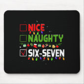 6-7 Meme Nice Naughty Six Seven 67 Funny Christmas Muismat (Voorkant)