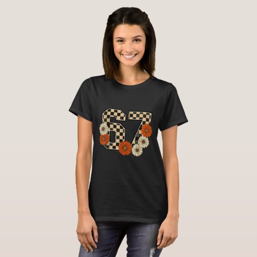 6 7 Retro Fall Meme Checkerboard Tee Haunted By 67 T-shirt (Voorkant volledig)