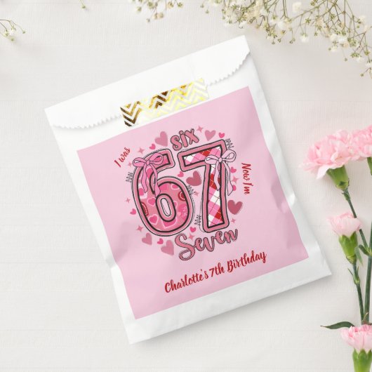 6 7 Six Seven Meme Trend Pink Girls 7th Birthday Bedankzakje (Gezegeld)