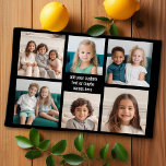 6 Fotocollage minimalistisch - met witte tekst Theedoek<br><div class="desc">Een collage van 6 foto's in een leuk raster met verschillende afmetingen. Een eenvoudig ontwerp met momentopnamen en een tekstblok. De foto's van het bebouwen in vierkanten alvorens te uploaden. Om foto's of veranderingskleuren aan te passen,  klik op het aanpassingsgebied om veranderingen aan te brengen.</div>