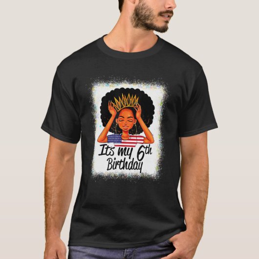 6 jaar oud zwart Melanin-vrouwtje Het is mijn 6e B T-shirt (Voorkant)
