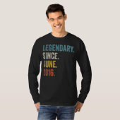 6 jaar oude legendary sinds juni 2016 6e verjaarda t-shirt (Voorkant volledig)