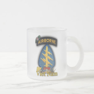 6e groene baretten SFG Vietnam Vets Frosty Mok
