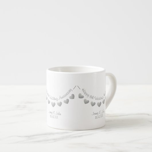 6e Jubileum voor ijzerweddenschappen echtgenoot en Espresso Kop (Voorkant rechts)