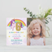 6e Rainbow Unicorn Verjaardag Uitnodigingen w foto (Staand voorkant)