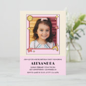 6e verjaardag uitnodiging Retro Groovy Pink Floral (Staand voorkant)