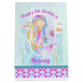 6e verjaardag zeemeermin en zeepaardkunst op maat medium cadeauzakje (Achterkant)