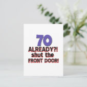 70 al ?! Sluit de voordeur ! Briefkaart (Staand voorkant)