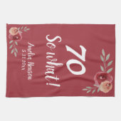 70 Dus wat Roos van de Rode Waterverf 70e verjaard Theedoek (Horizontaal)