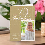 70 en Fabulous Elegant 70th Birthday Foto Kaart<br><div class="desc">70 en Fabulous Elegant 70e verjaardag fotokaart. Het ontwerp heeft een moderne typografie 70 en Fabulous op beige. Steek je foto in de sjabloon en voeg jouw naam toe en maak je eigen speciale wenskaart.</div>