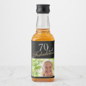 70 en Fabulous Elegant Black Photo 70th Birthday Likeurfles Etiket (Voorkant)