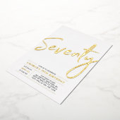 70 | Moderne goudprijs 70e verjaardag Folie IV Folie Uitnodiging (Gedraaid)