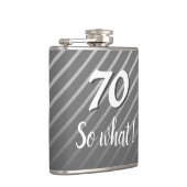 70 wat grappig Elegant Grey Stripe 70th Birthday Heupfles (Rechts)