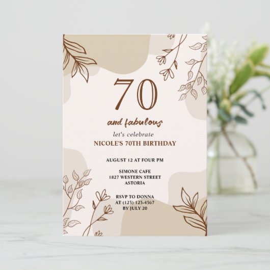 70e beige bruine bloemenverjaardagsuitnodiging kaart (Staand voorkant)