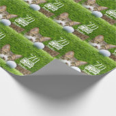 70e Golf Verjaardag met golfbal op groen gras Cadeaupapier (Hoek)